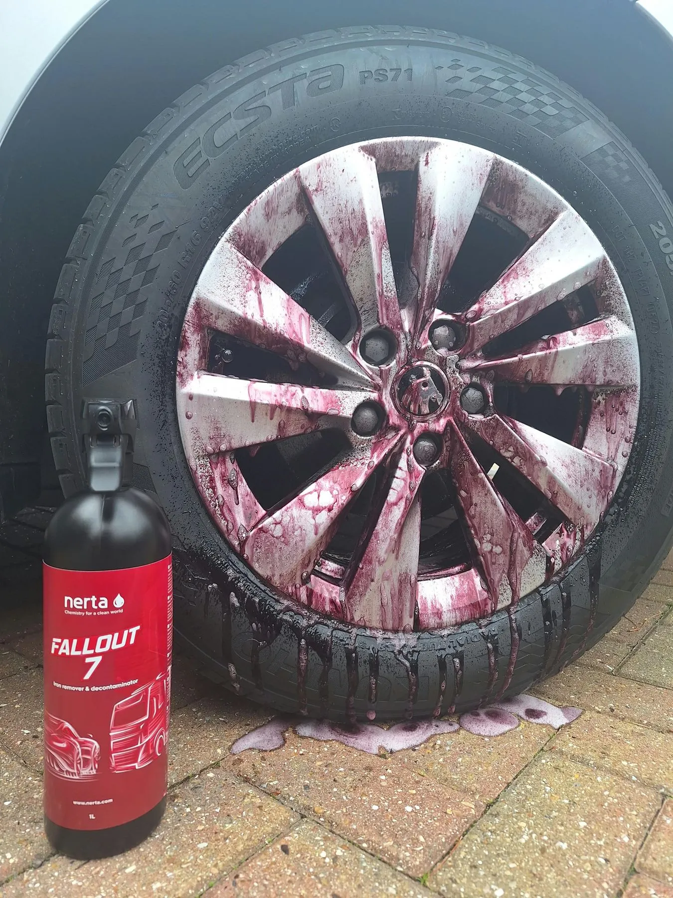 Nerta Fallout 7 iron remover bleeding purple on an alloy wheel